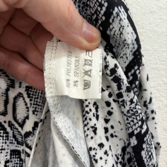 Arolina Short Sleeve Snake Skin Animal Print Short Sleeve Maxi Dress Size Mediu - Picture 4 of 6